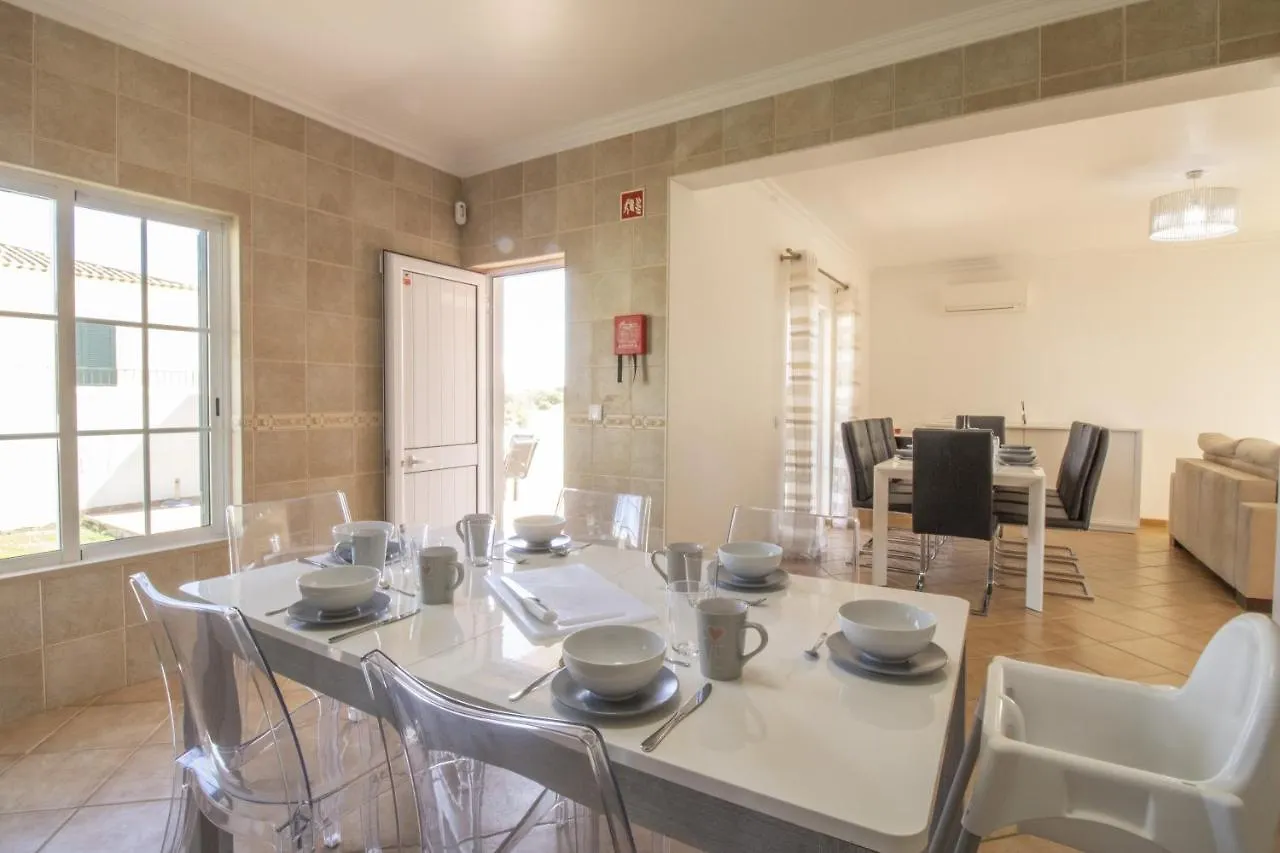 Villa Rosa Alcantarilha