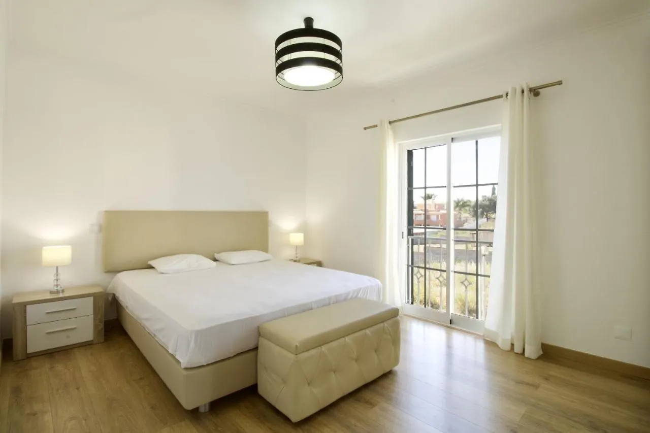 Villa Rosa Alcantarilha