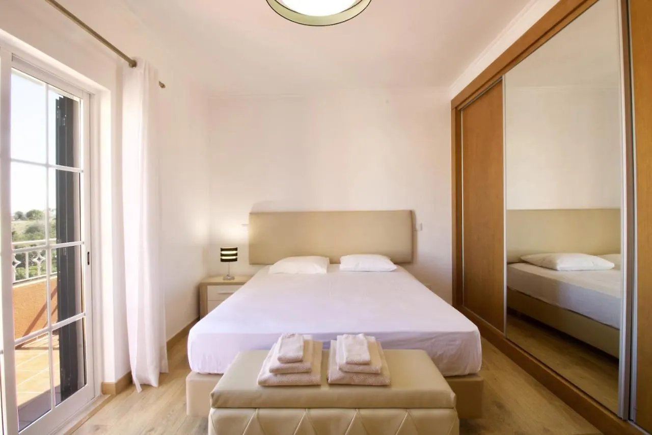Villa Rosa Alcantarilha